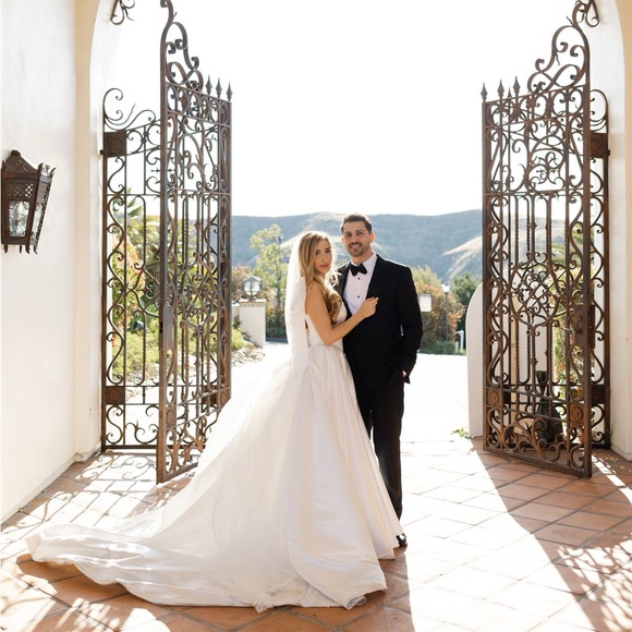 Galia Lahav Dove Wedding Dress - Picture 6 of 7